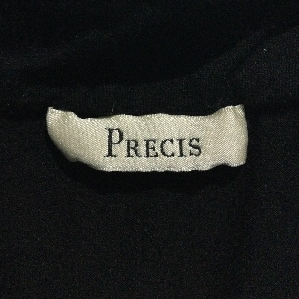 Precis Black Fitted Sleeveless Tank Top - Picture 2 of 6
